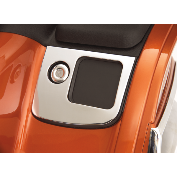 (image for) SHOW CHROME Control Panel Accent - Right-Side Panel