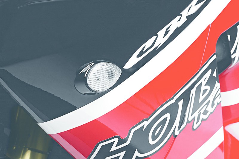 (image for) HOT BODIES Flush-Mount Front Turn Signal, Clear