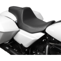 (image for) Drag Specialties Predator III Seat, Smooth Vinyl