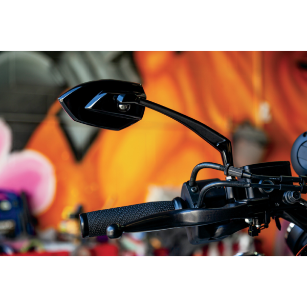 (image for) Thresher Grips Satin Black for Yamaha XV1900 Raider/S 08-17