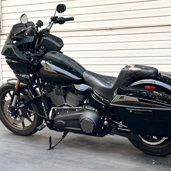 (image for) Joker Machine Billet Derby Cover - Finned, Black Anodized/Silver