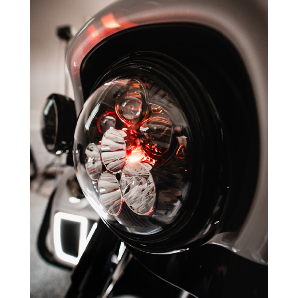 (image for) Custom Dynamics Shark Demon 2 7" Round Headlight