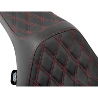 (image for) Drag Specialties Predator III Seat, Double Diamond Silver Thread
