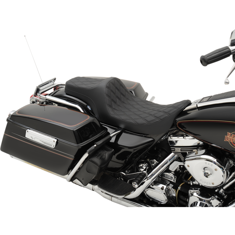Drag Specialties Predator III Seat, Double Diamond Black Thread
