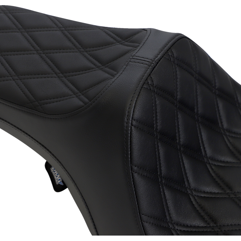 Drag Specialties Predator III Seat, Double Diamond Black Thread
