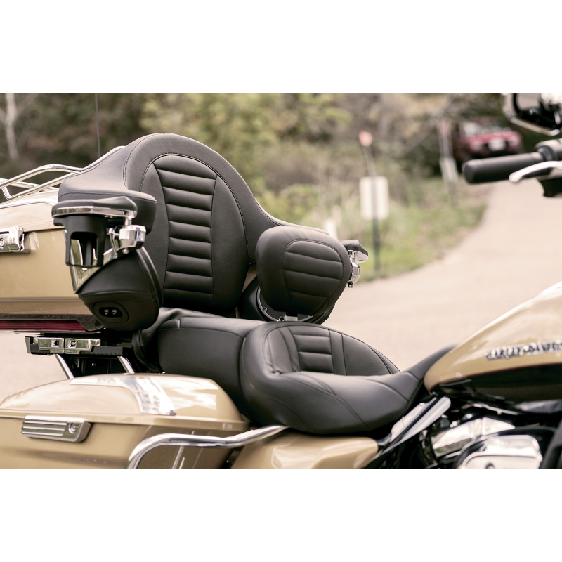 Deluxe Touring Seat Non-Heated