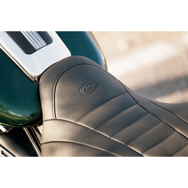 Deluxe Touring Seat Non-Heated