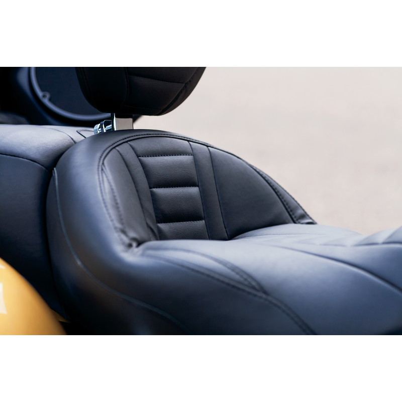 Deluxe Touring Seat Non-Heated
