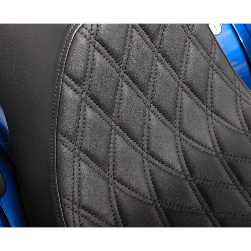 Predator III Seat Double Diamond Black