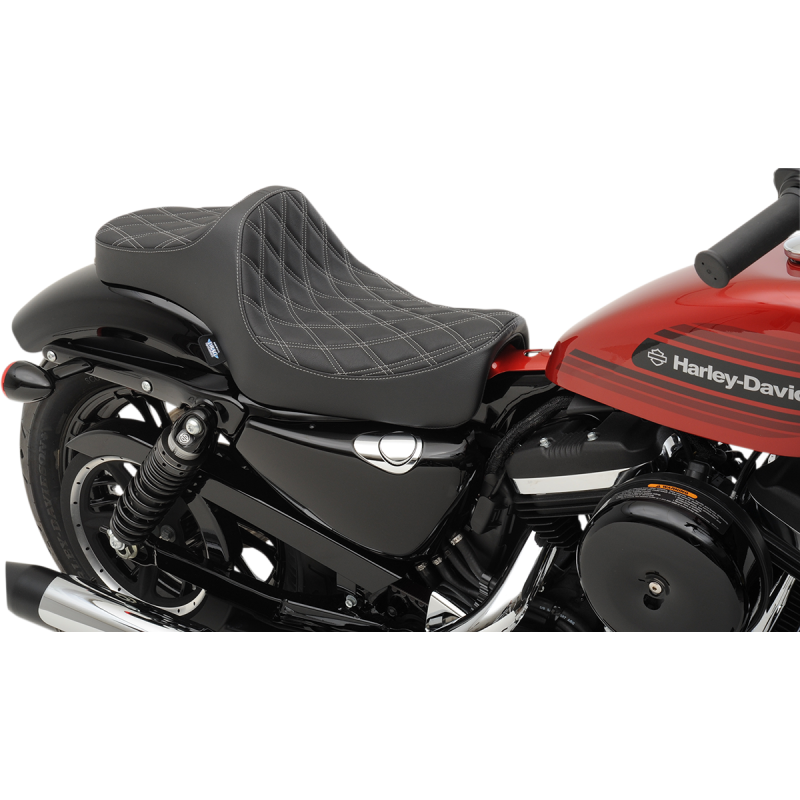 Predator III Seat, Double Diamond Silver