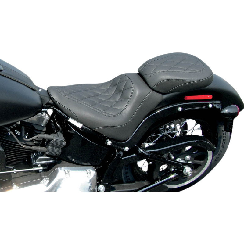 Mustang Wide Tripper Rear Seat - Diamond Stitch
