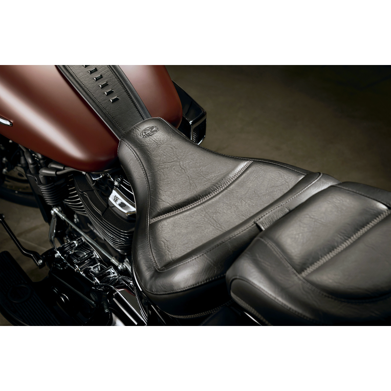 Mustang Max Profile Passenger Seat