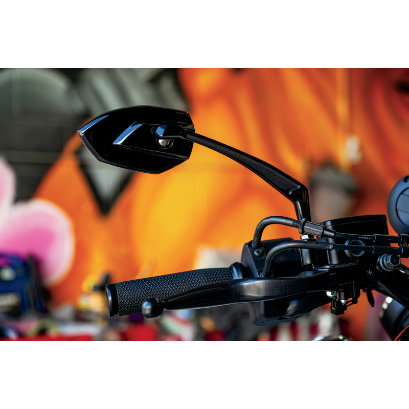 Thresher Grips Satin Black for Yamaha XV1900 Raider/S 08-17