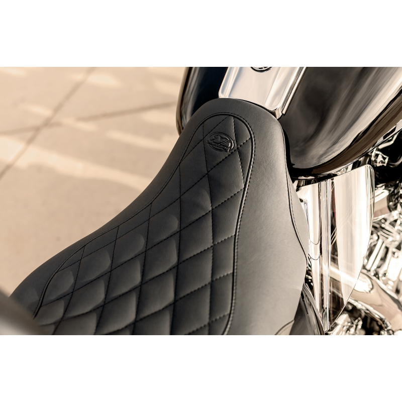 Wide Tripper Solo Seat with Backrest