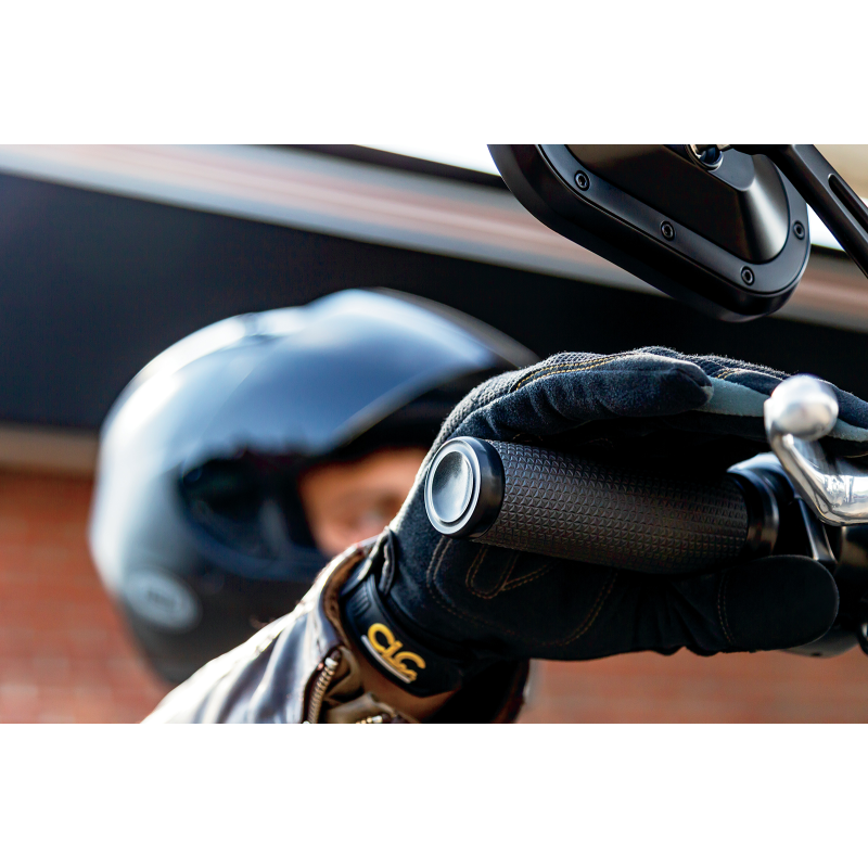 Thresher Grip - Satin Black