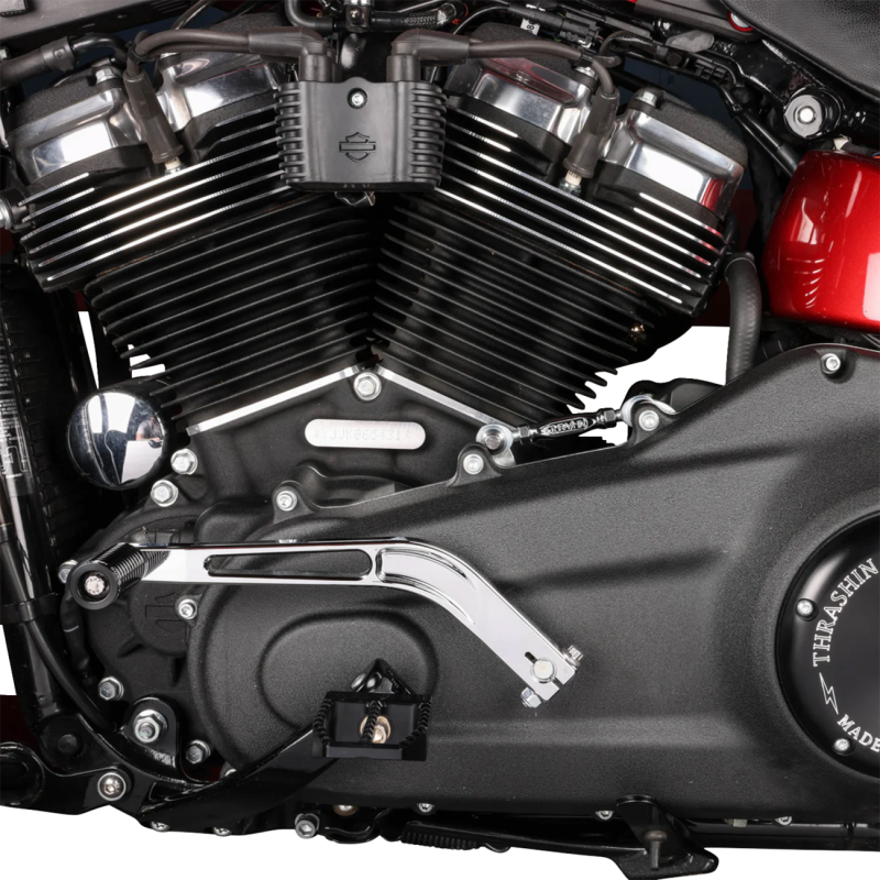 Thrashin Shift Lever - Chrome, 1" Shorter (Softail with Mid Controls)