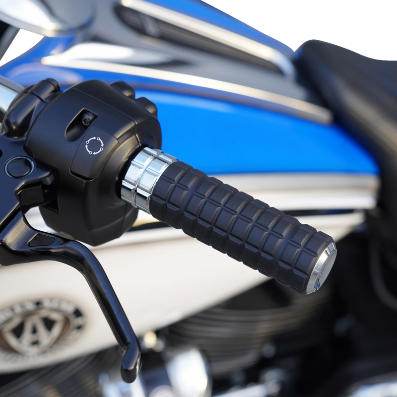 Arlen Ness Speedliner Grips - Chrome