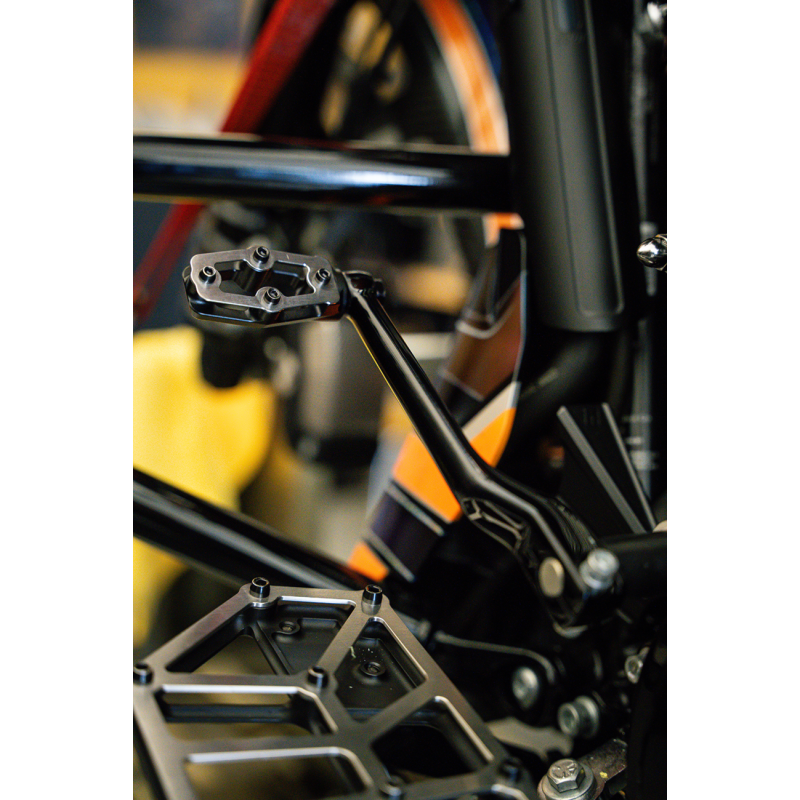 Kodlin NXL Driver Footpegs