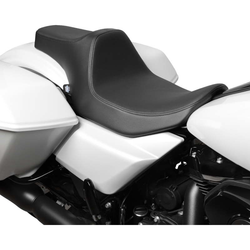 Drag Specialties Predator III Seat, Smooth Vinyl