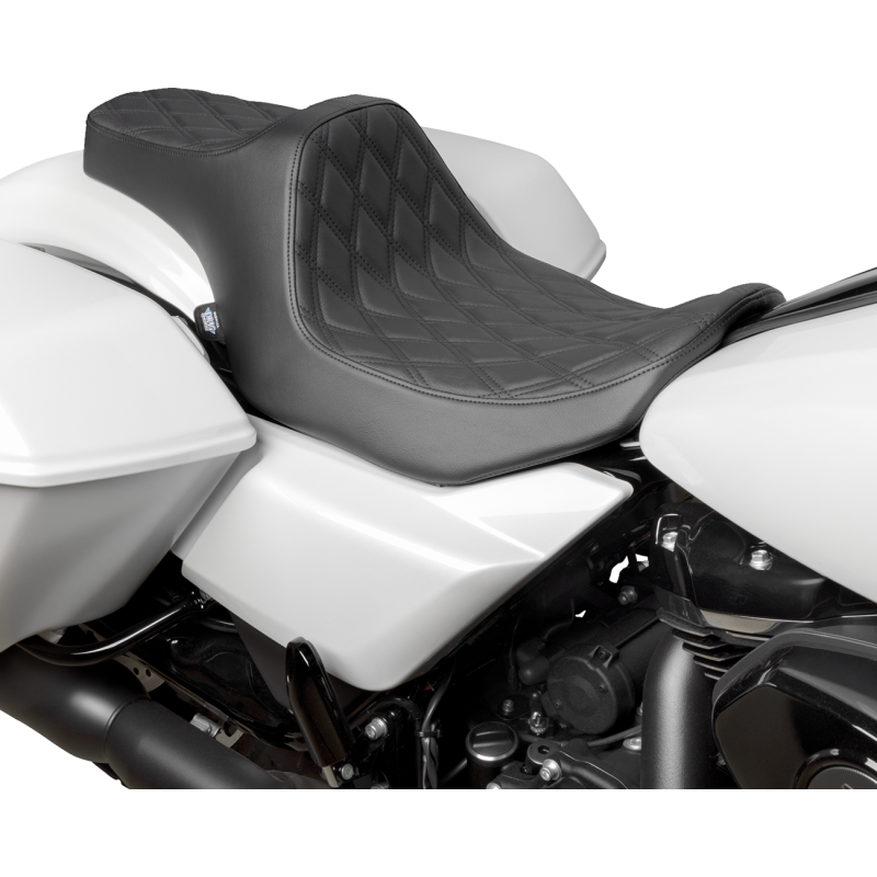 Drag Specialties Predator III Seat, Double Diamond Black Thread