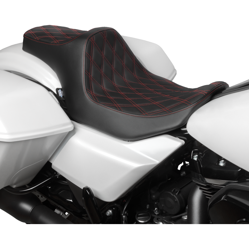 Drag Specialties Predator III Seat, Double Diamond Silver Thread