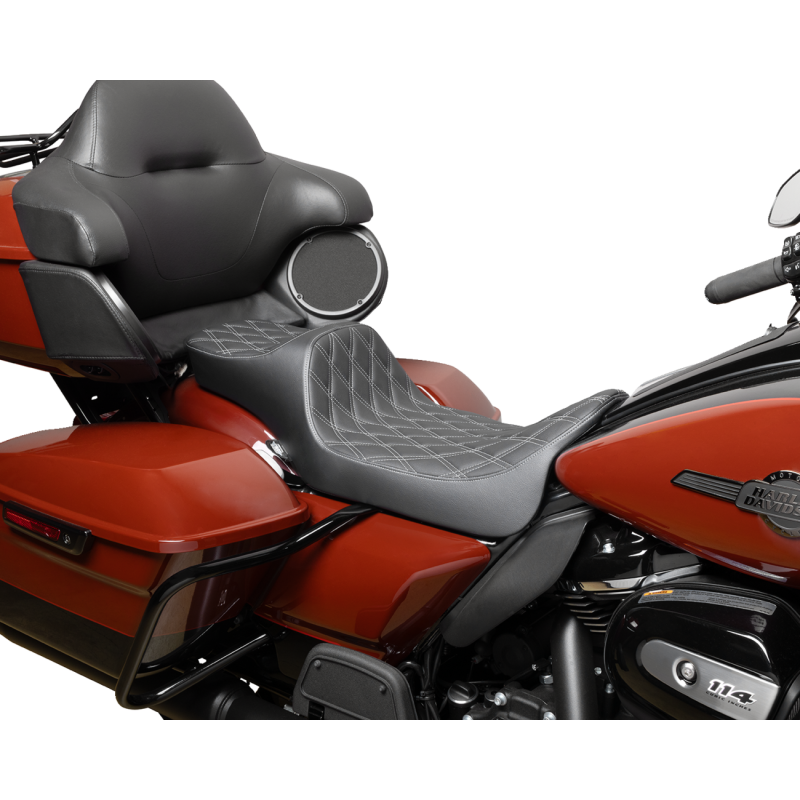 Drag Specialties Extended Reach Predator III 2-Up Seat, Double Diamond Silver Thread