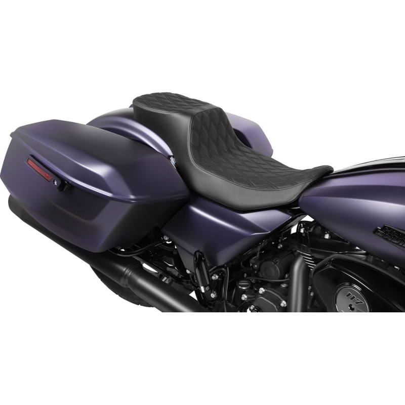 Extended Reach Performance Predator 2-Up Seat - Double Diamond, Black Thread