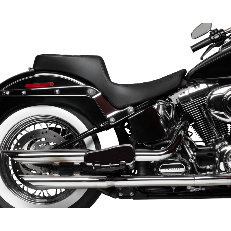 Performance Predator 2-Up Seat - Double Diamond, Black Thread