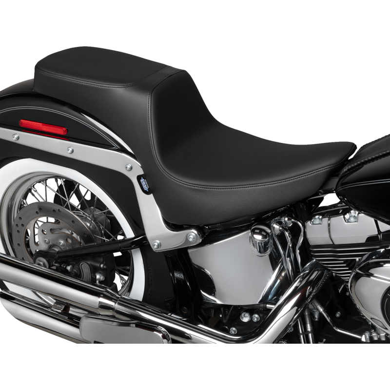 Performance Predator 2-Up Seat - Smooth Solar-Reflective Leather