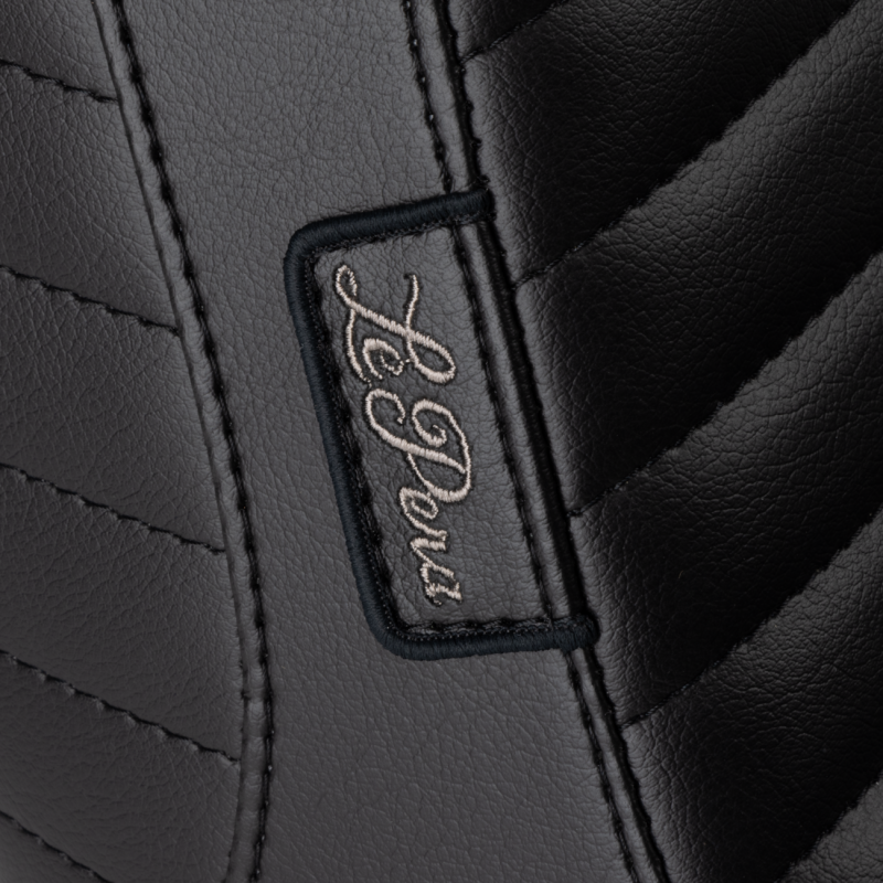 Le Pera Softail Tailwhip Upfront Seats - Pleated seat