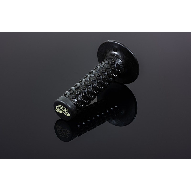 Renthal Comfort Pattern Dual Compound Grips - Ultra-tacky