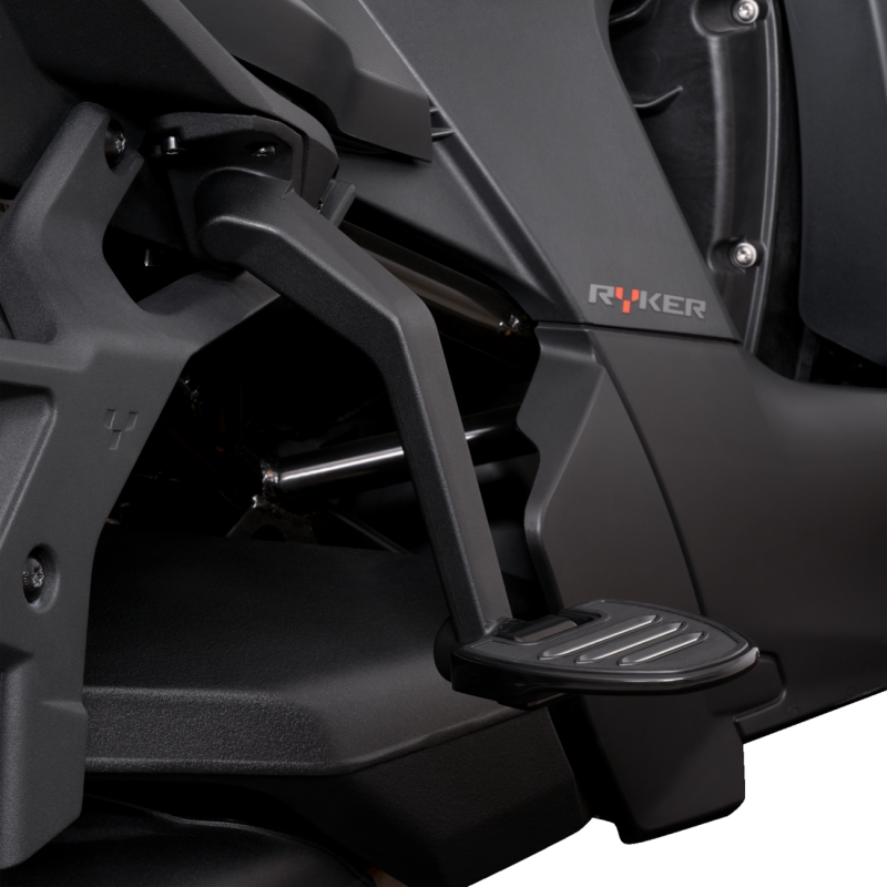 Commander Passenger Board - Satin black